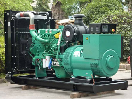 康定710kw康明斯柴油发电机组